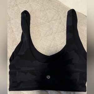 Lululemon Reversible sports bra camo/black